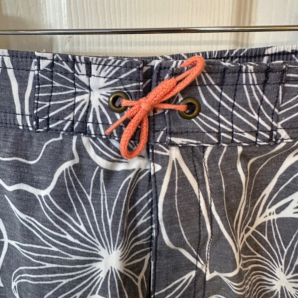 Crewcuts Boys Hawaiian Floral Bathing Suit Swim Summer Cute Trendy Vacation 10 - Picture 2 of 4